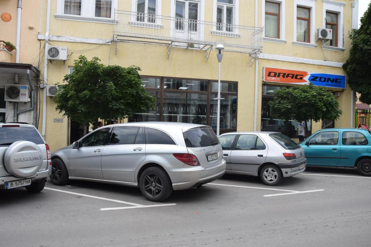 Нестандартно Бутиково Студио За Двама Романтика Varna Buitenkant foto